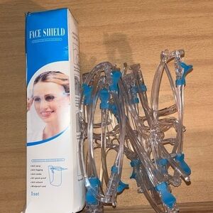 (1) Face shield protective isolation mask. 1 Set. New In Box.